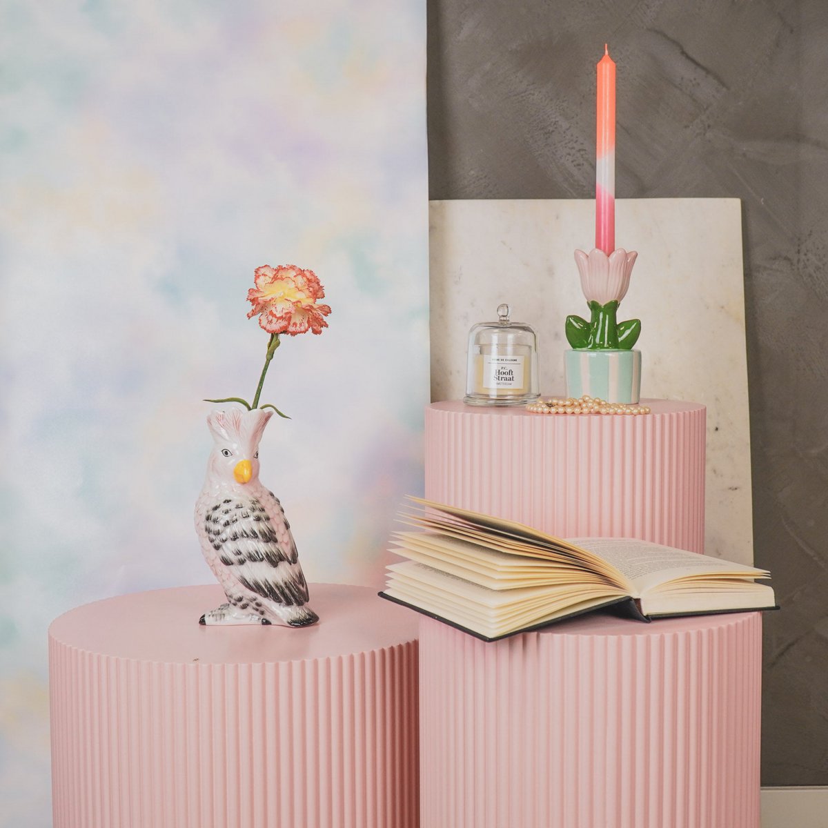 Vaas Cockatoe-Dolomite roze/ groen-14-x10.5x22cm