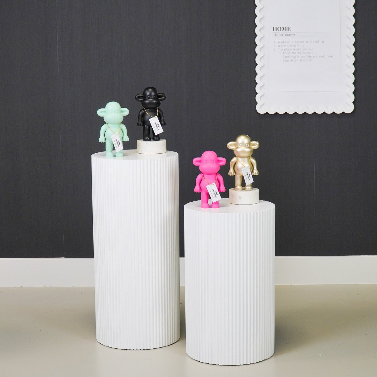 Ornament Aap 'The Legend' Polyresin Mintgroen 11x7x19cm