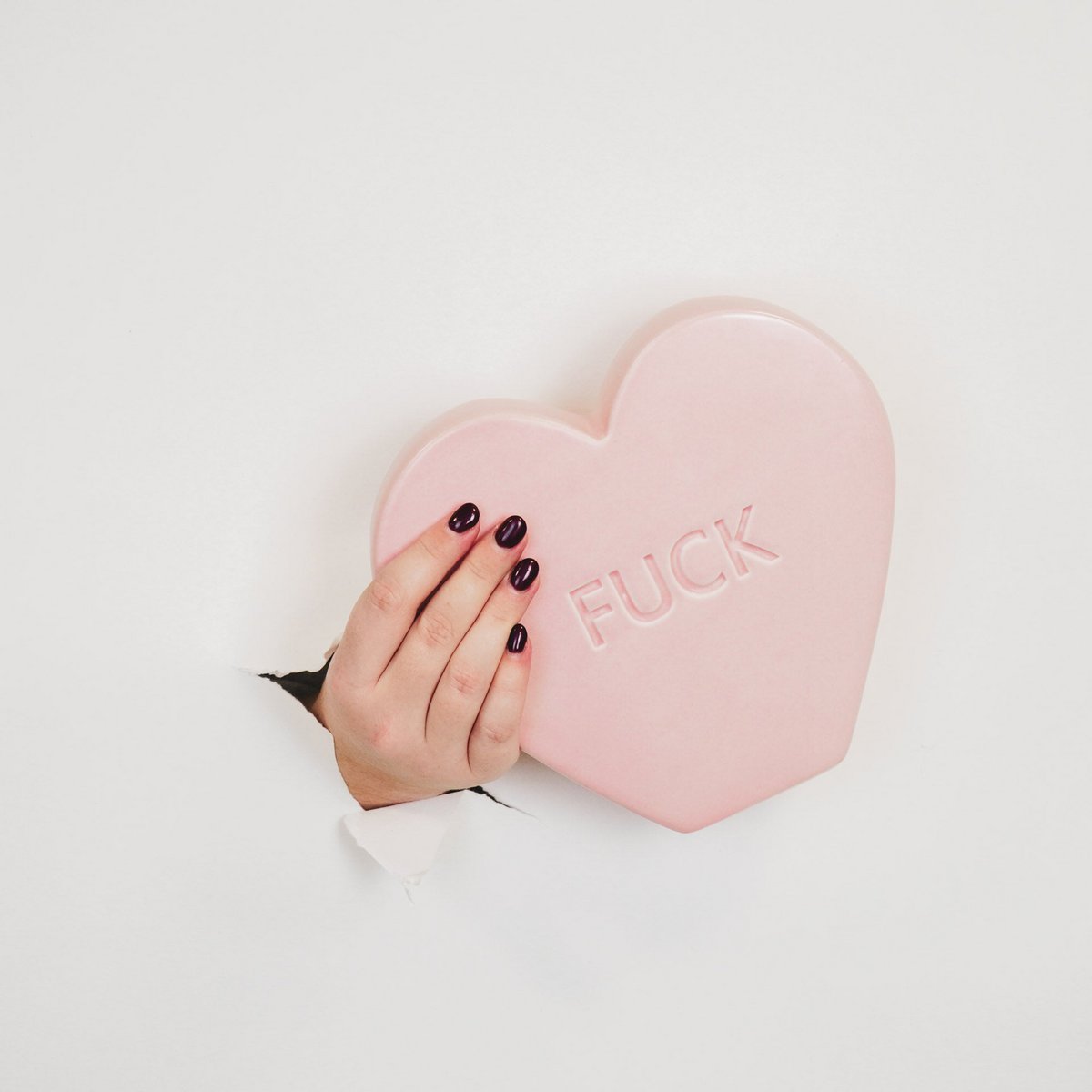 Ornament Candy Hart 'FUCK' Neon Roze 20x4x18,5cm
