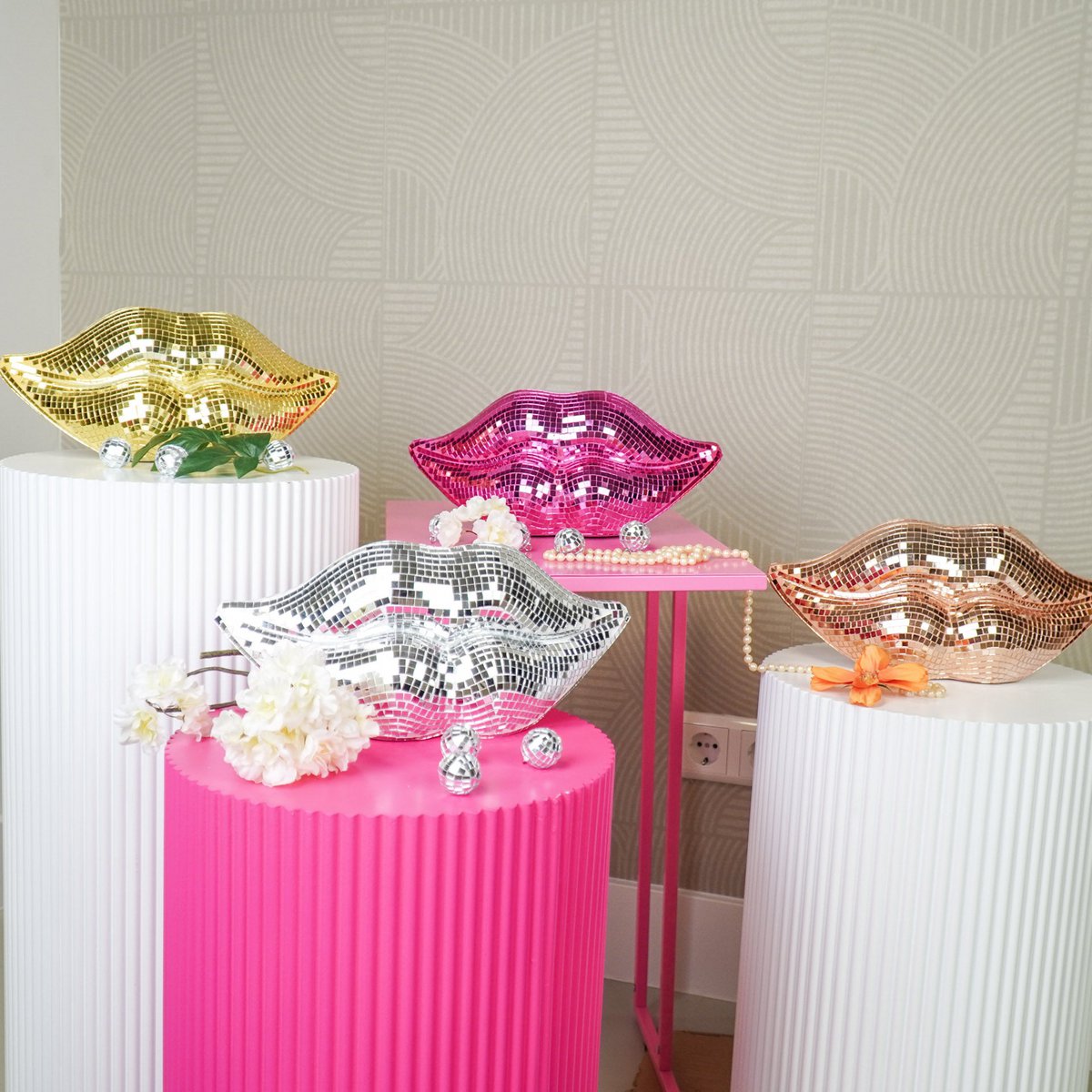 Ornament disco lippen glas goud 29x10x13,5 cm
