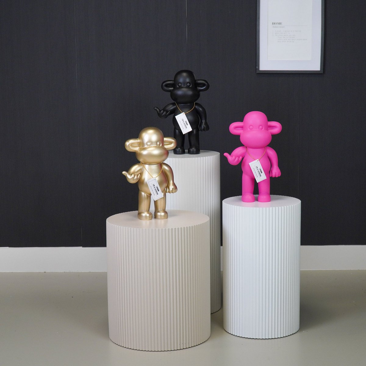 Ornament Aap 'de legende' polyresin goud 20,5x13,5x35cm