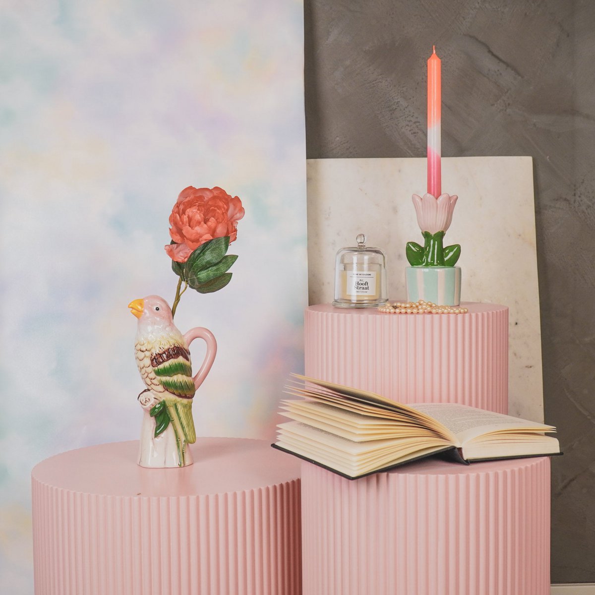 Vaas Vogel Dolomiet-roze-12*9*23cm