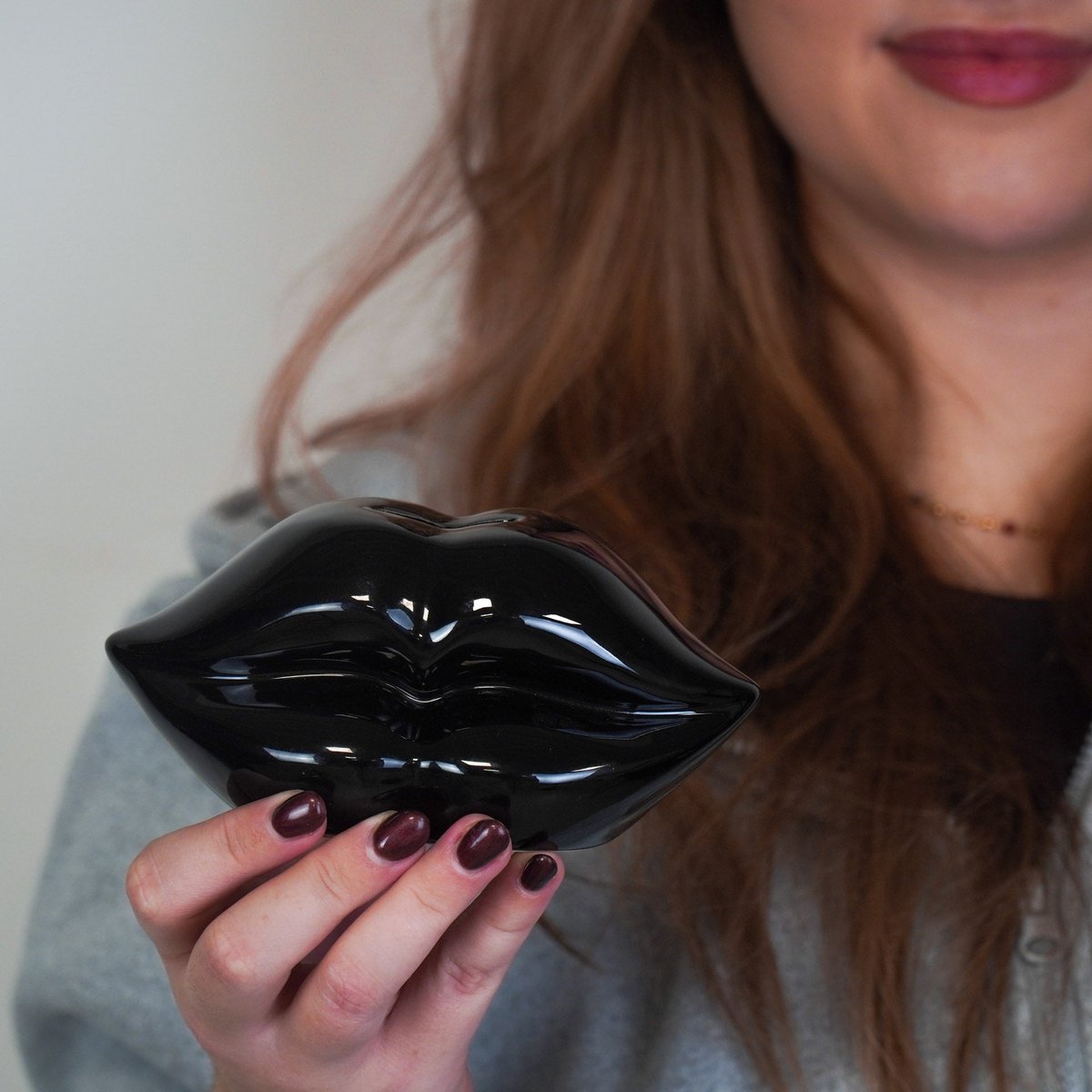 Ornament Spaarpot Lip Keramiek Zwart 15x8x8cm