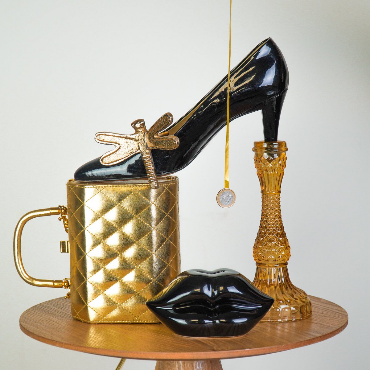 Ornament Spaarpot Lip Keramiek Zwart 15x8x8cm