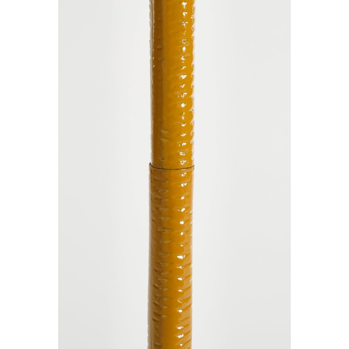 Colin Bijzettafel H58 x Ø34 cm Gerecycled Aluminium 100% FSC Bruin